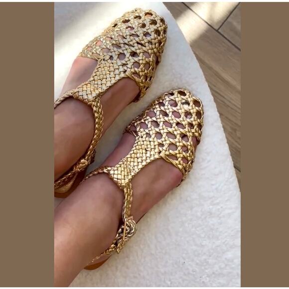 RARE!!! ZARA Metallic Gold Woven Flats NWT Blogger Fave ๐ - Picture 4 of 16